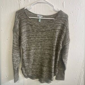 Susina Black and Gray Crew Neck Sweater